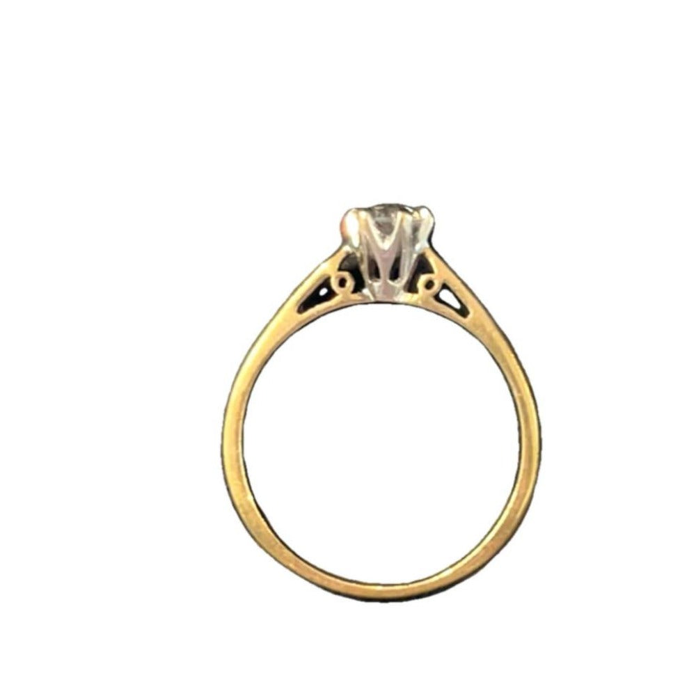 9CT Gold & 0.25 Ct Diamond Ring - Size O