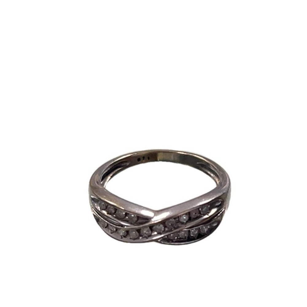 9CT Gold and Diamond Ring - Size O