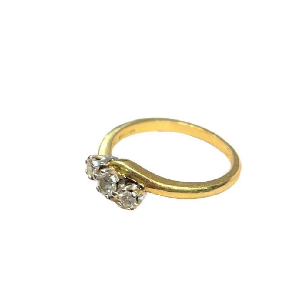 18CT Gold & Three Diamond (0.25) Ring - Size M