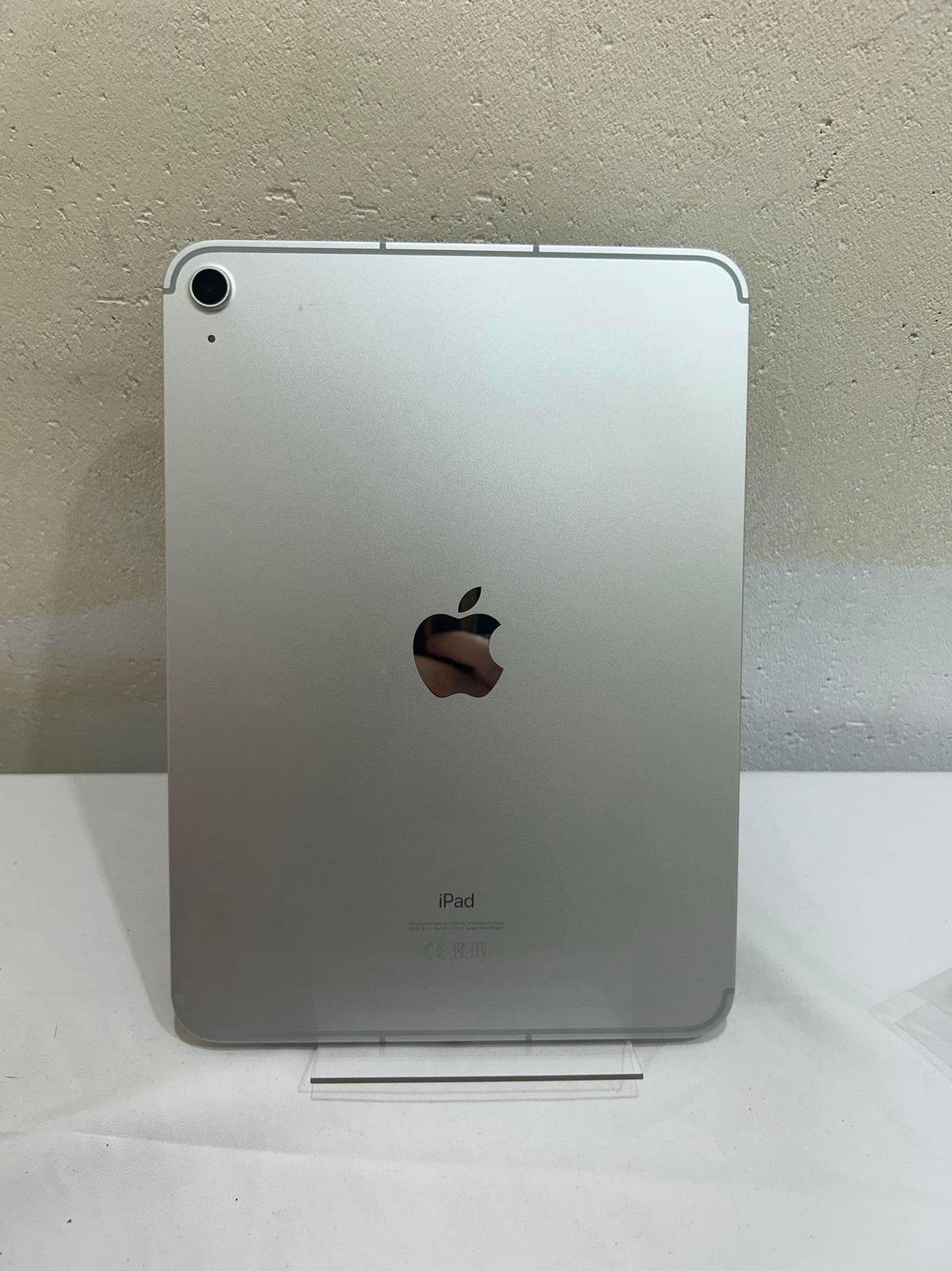 Ipad 10th Gen - 64gb - A2757 (UNLOCKED)