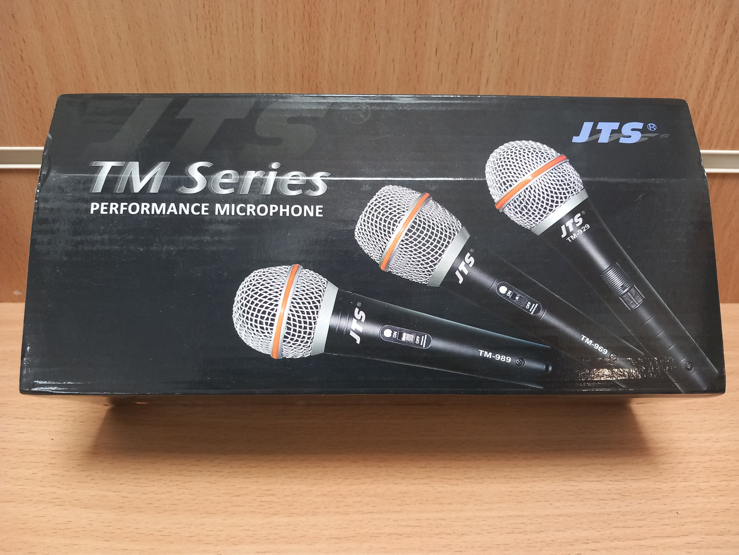 TM SERIES 929 MICROPHONE