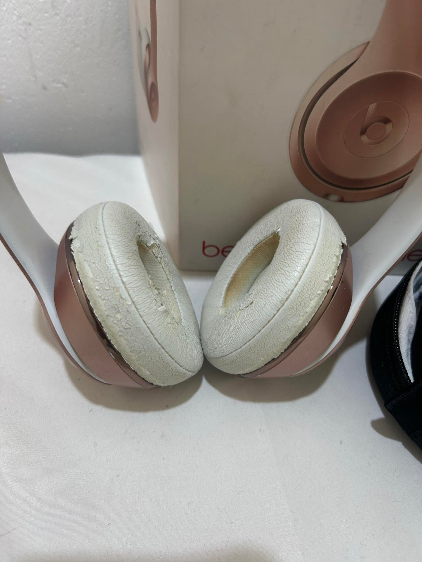 Beats Solo 3 headphones *FAULTY RIGHT EARPHONE*