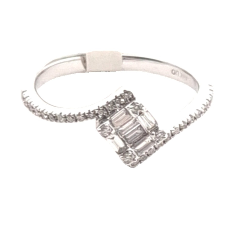 14CT Gold & 0.30ct Diamond Ring - Size N