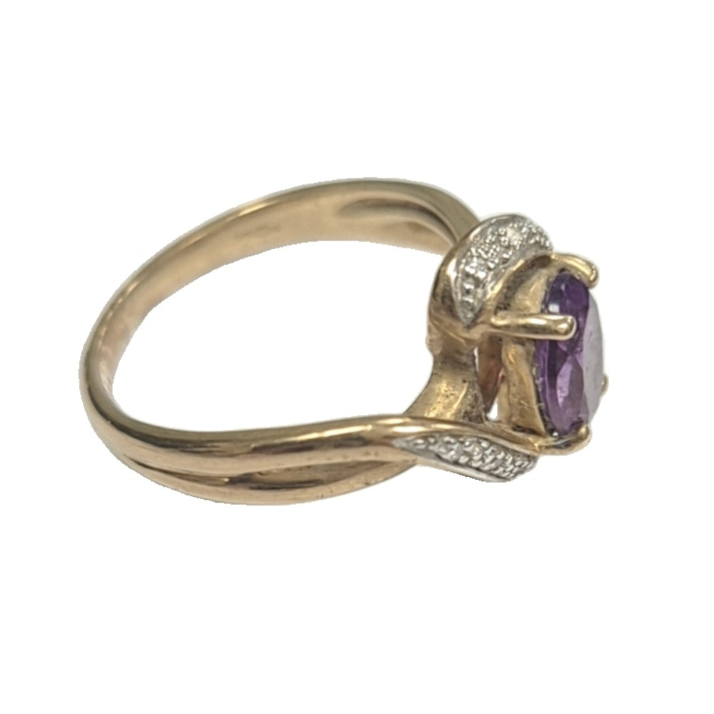 9CT Gold ,Diamond and Amethyst Ring Size P