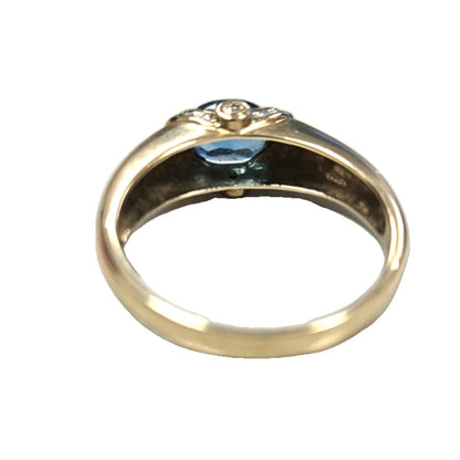 Gold Ring Topaz colour stone
