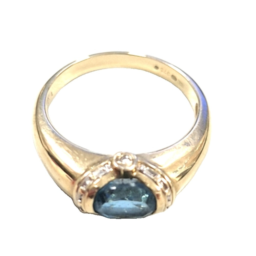 Gold Ring Topaz colour stone