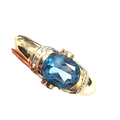Gold Ring Topaz colour stone