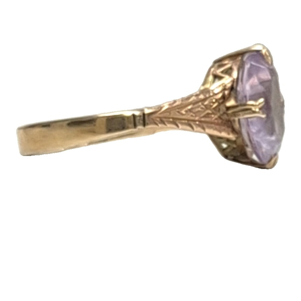 9CT Gold and Purple Gem Ring