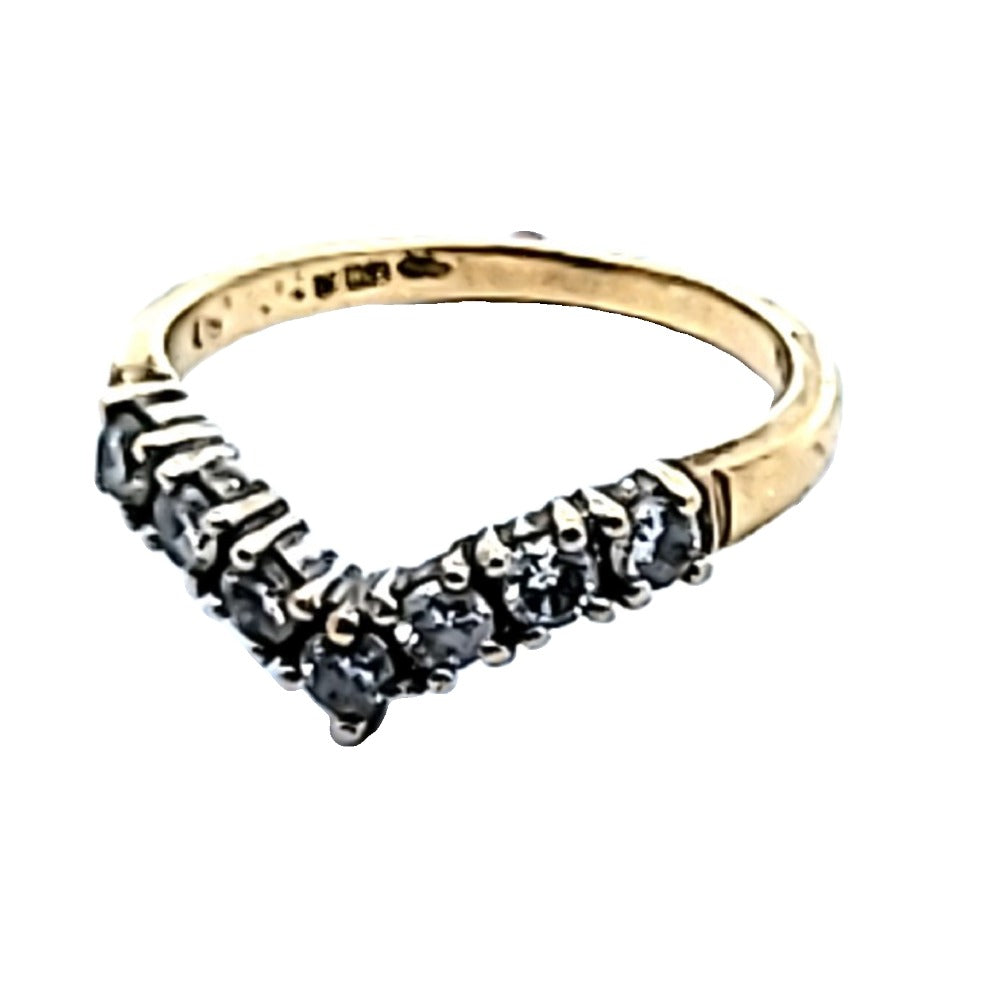 7 Diamond 18ct Gold Ring