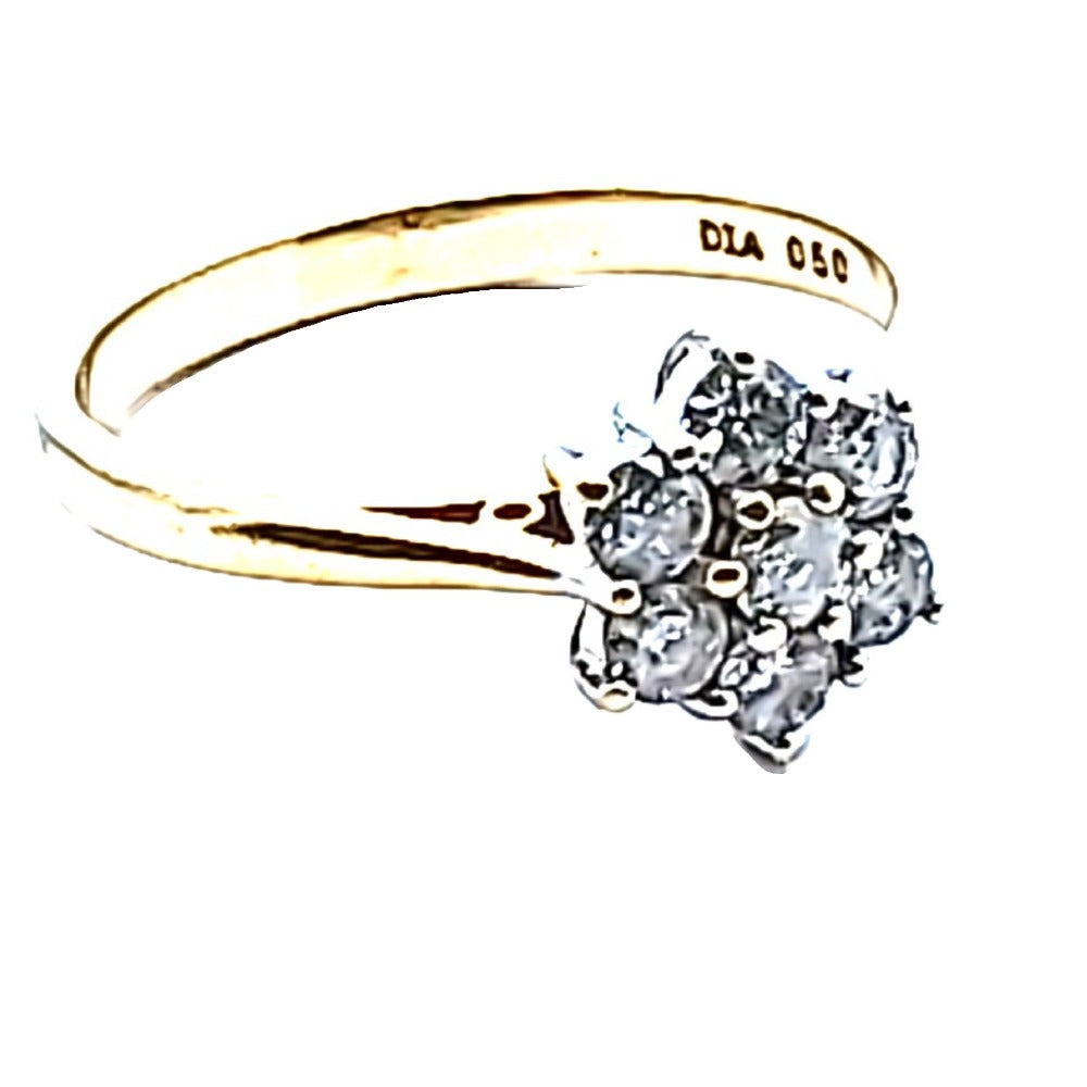 18ct Gold Diamond Ring Size 0