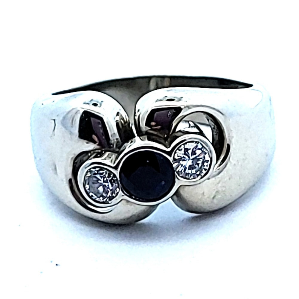 14CT Gold Ring with Sapphire and Diamond