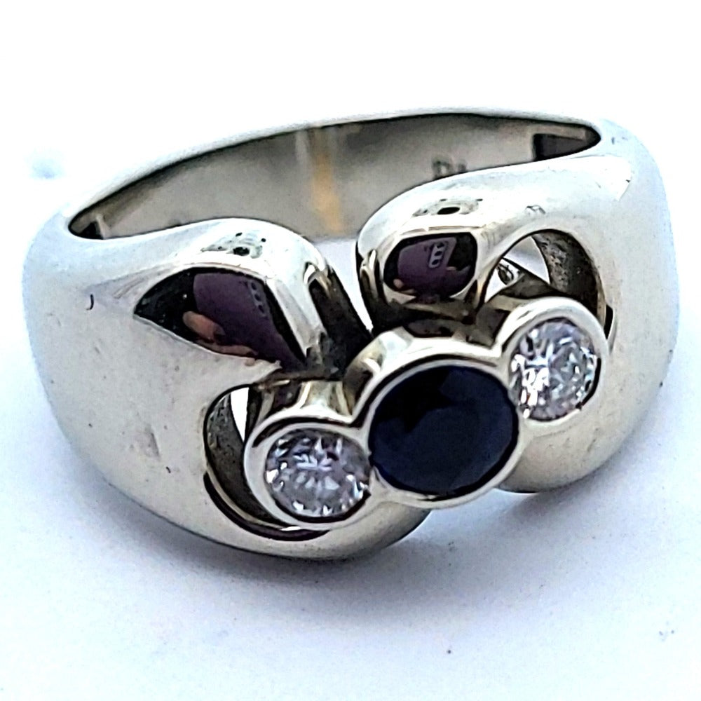 14CT Gold Ring with Sapphire and Diamond