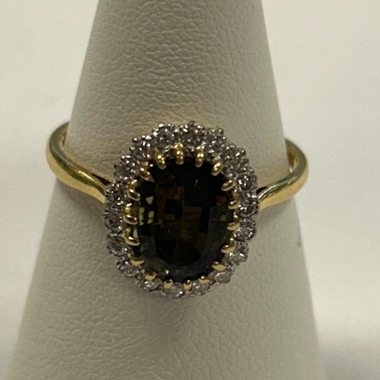 9CT Gold & Diamonds With 1 Large Yellow Gem Ring - Size S