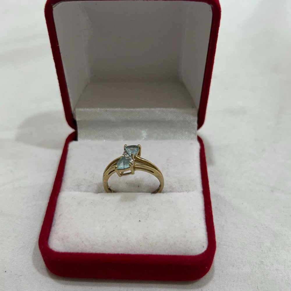 9CT Gold Ring with sparkling Gems &  Two Large Light Blue Coloured Gems