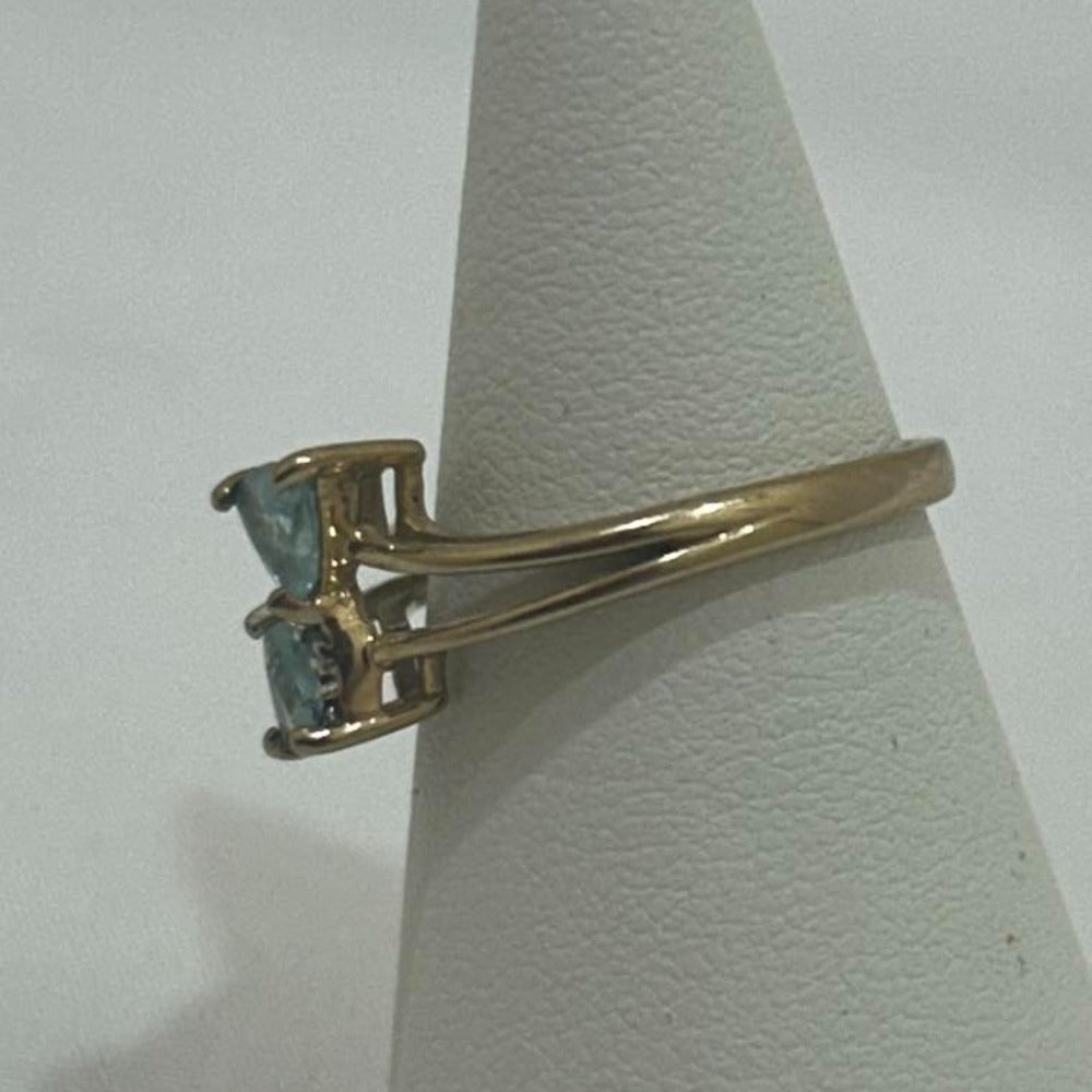 9CT Gold Ring with sparkling Gems &  Two Large Light Blue Coloured Gems