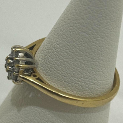 18CT Gold and 0.25 Diamond Ring - Size L