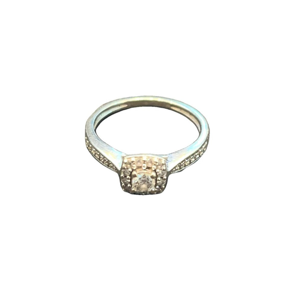 9CT White Gold & 0.33 Diamond Ring - Size M