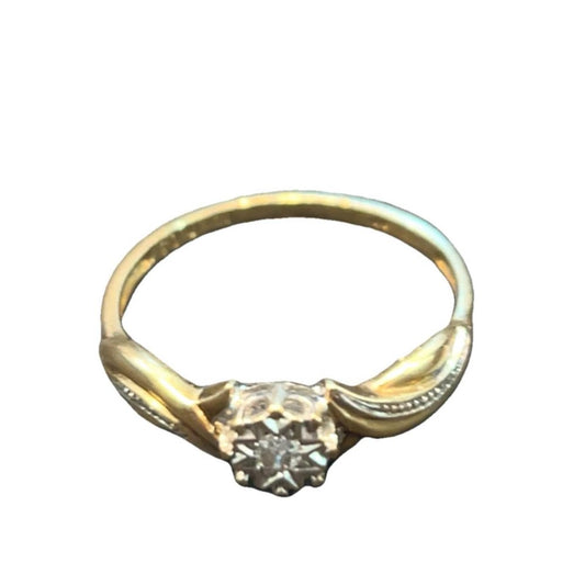 9CT Gold & 0.5 Ct Diamond Ring - Size O