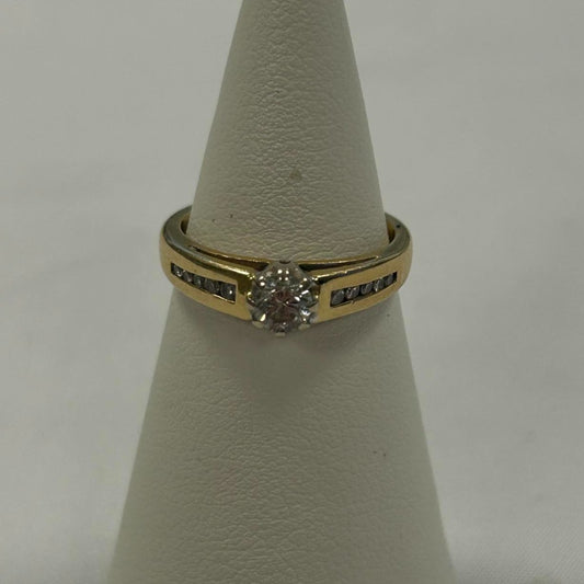 18CT Gold & 0.33 Diamond Ring - Size I