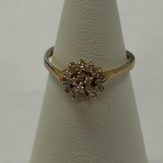 9CT Gold & 0.50 Diamond Ring - Size K