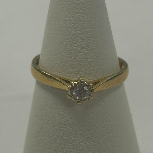 18CT Gold & 0.10 Diamond Ring - Size N