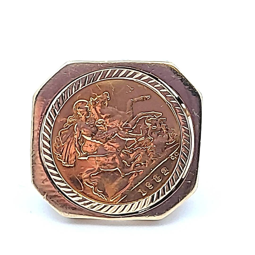 1982 Elizabeth Full Sovereign Coin Ring Size T - My Money Maker 