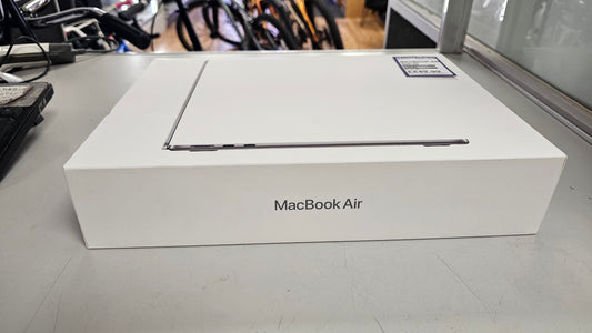 MACBOOK AIR 13 BRAND NEW