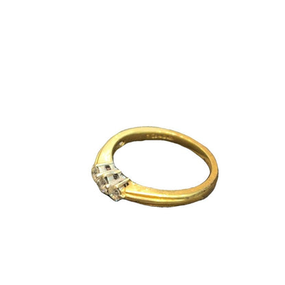 18CT Gold & 0.25 Diamond Ring - Size O