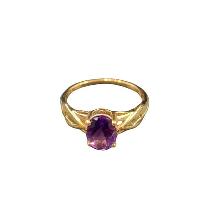 9CT Gold with Large Purple Amethyst Gem Ring - Size L