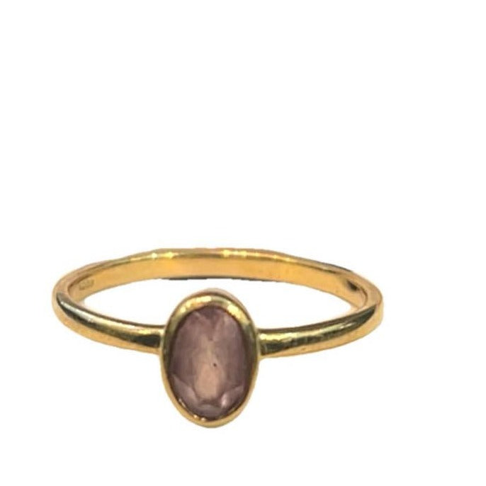 9CT Gold With One Large Purple Coloured Gem - Size M