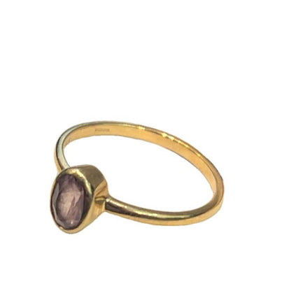 9CT Gold With One Large Purple Coloured Gem - Size M