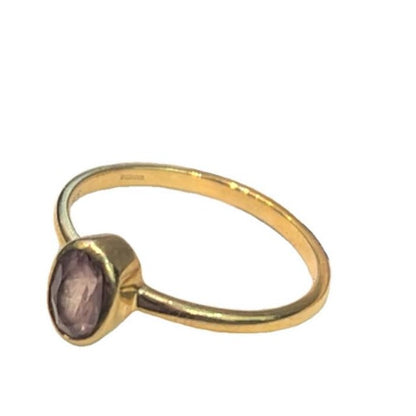 9CT Gold With One Large Purple Coloured Gem - Size M