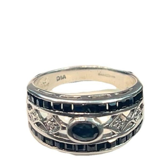 9CT White Gold With Black Gems Ring - Size J