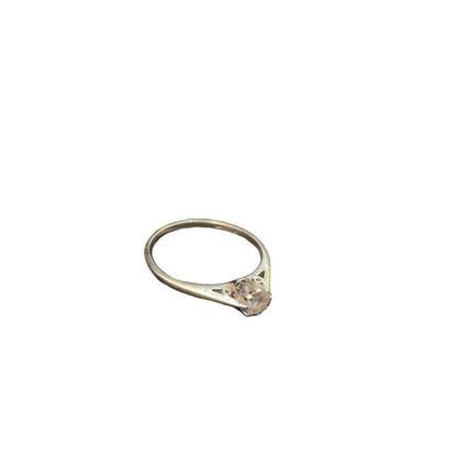 9CT Gold & 0.25 Diamond Ring - Size M