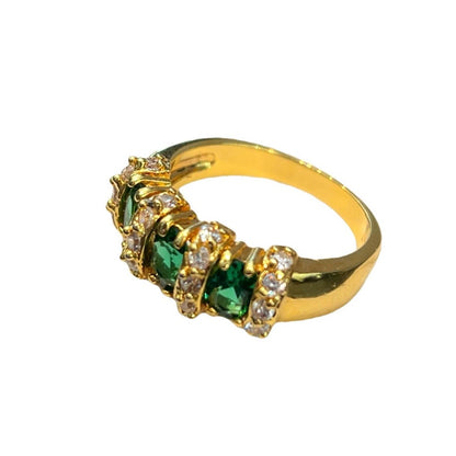 9CT Gold & Three Green Stones Ring - Size Q