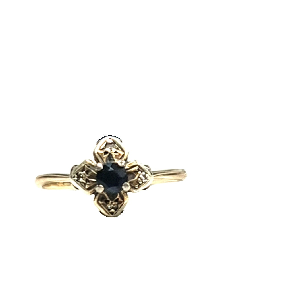 Four Petals Ring With Dark Blue centre stone Size L