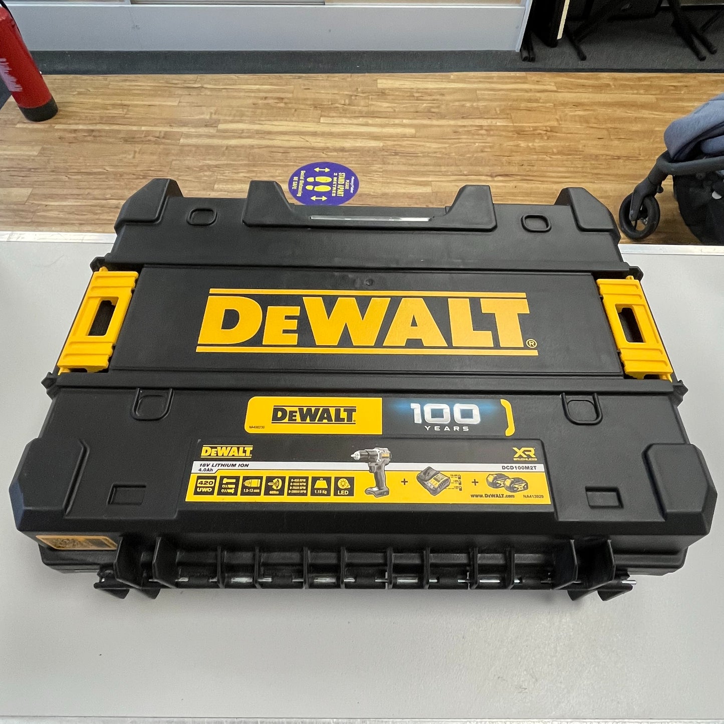 DEWALT DCD100M2T