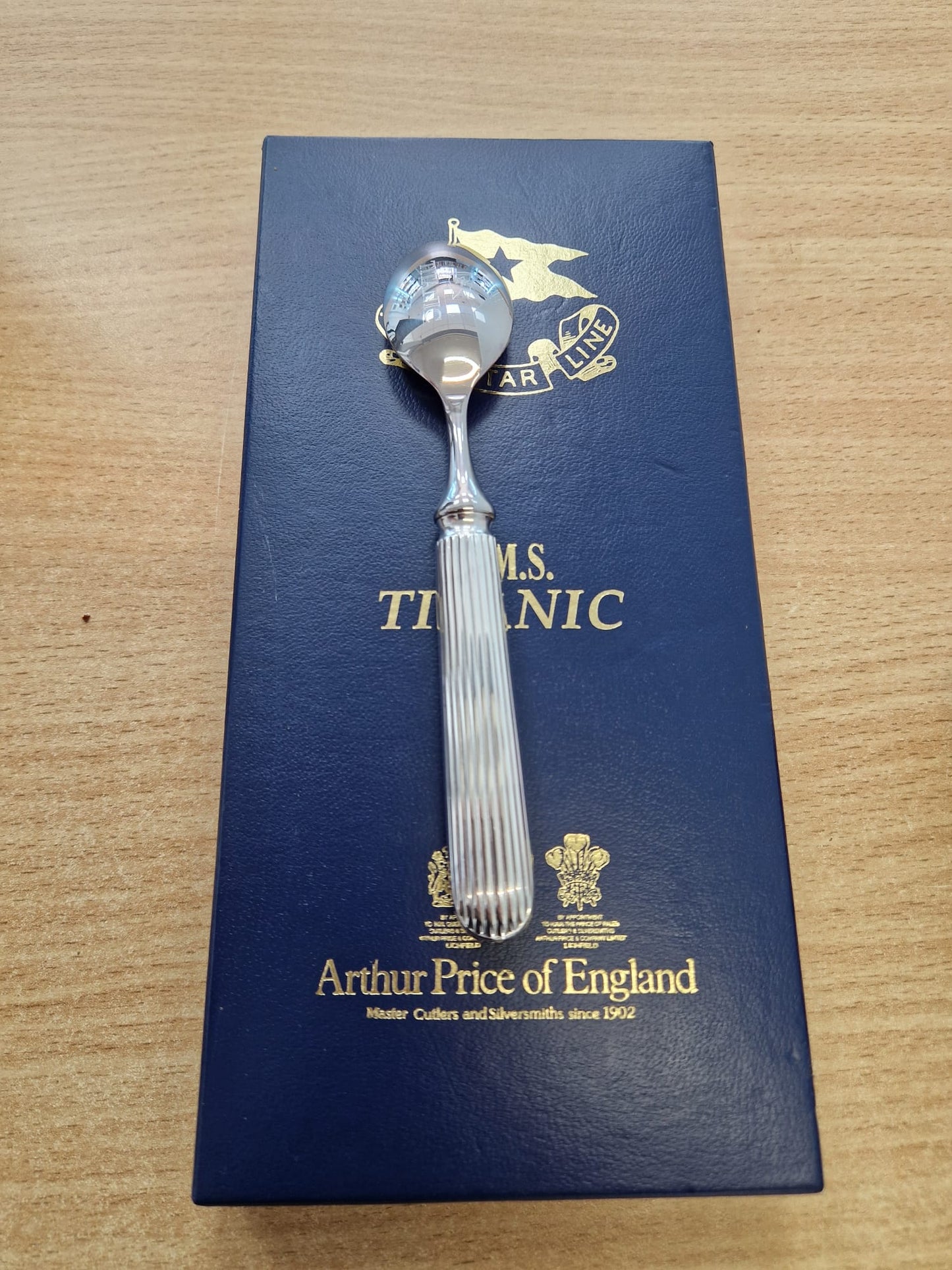 Vtg Titanic Millvina Dean Spoon Boxed w/ Cert Arthur Price White Star Line