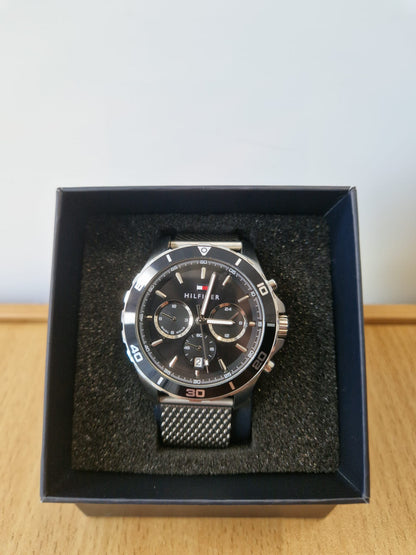 Tommy Hilfiger TH 495.1.14 Watch - Excellent Condition - 12 Month Warranty