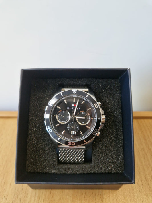 Tommy Hilfiger TH 495.1.14 Watch - Excellent Condition - 12 Month Warranty