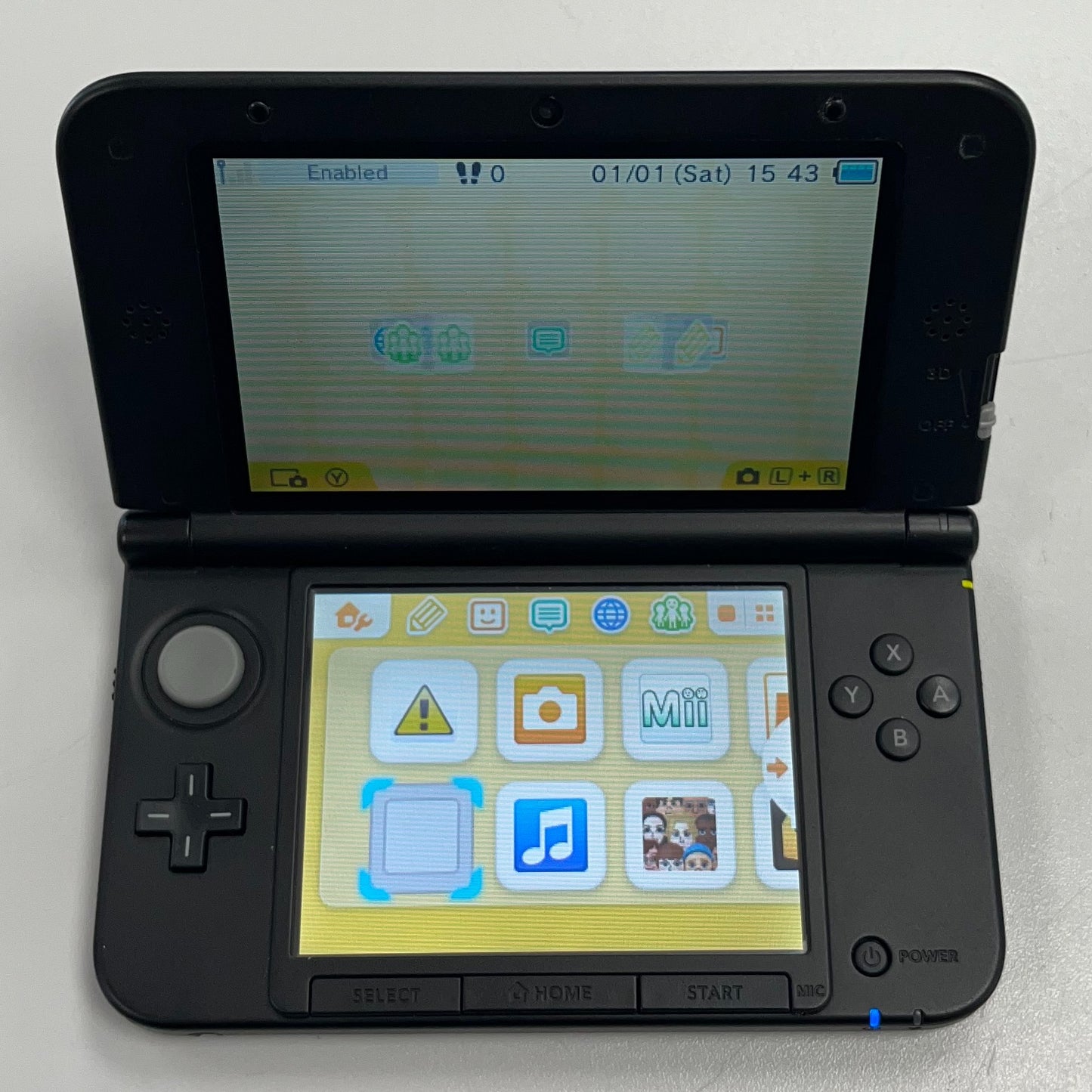 Nintendo 3DS XL