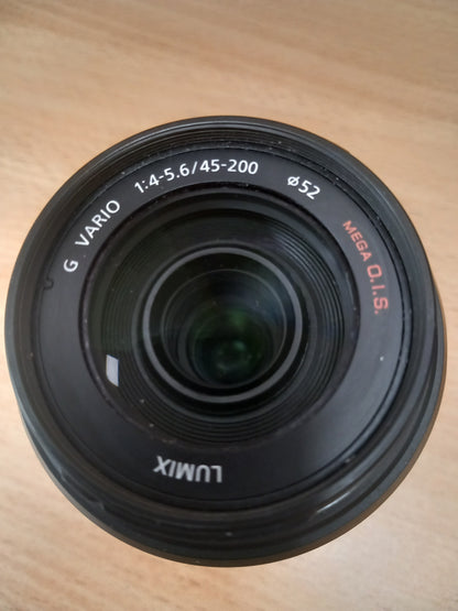 PANASONIC LUMIX G1K CAMERA AND G VARIO 45-200mm LENS SET - BOXED