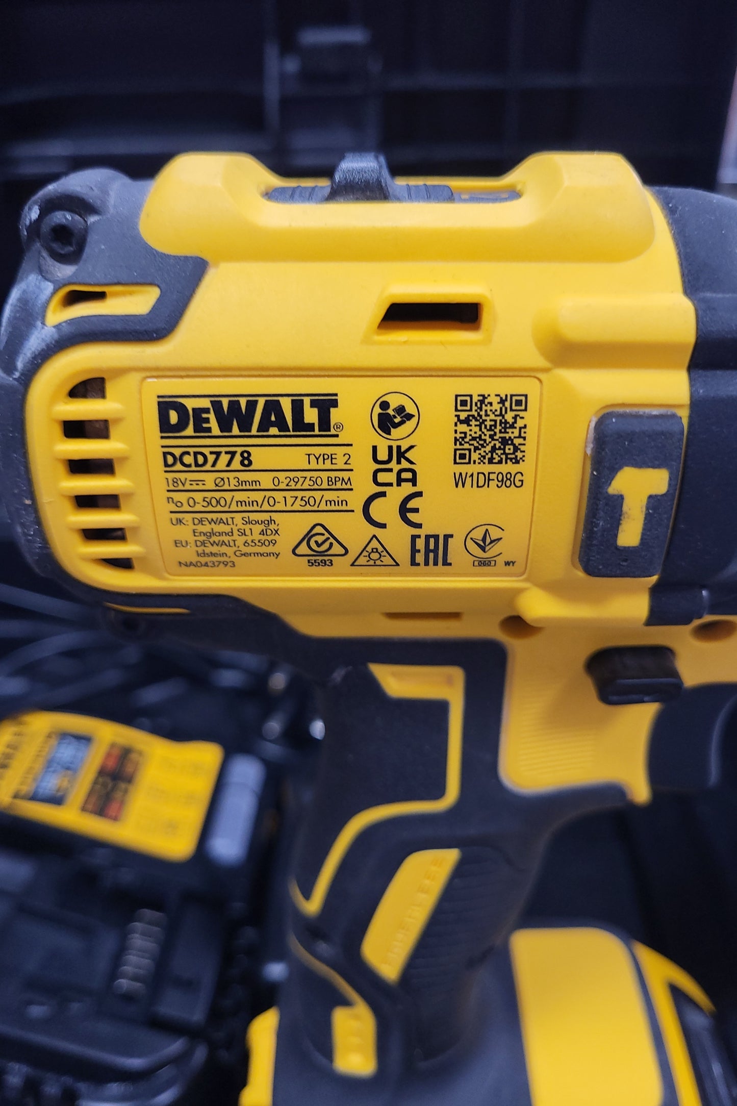 DeWalt XR Brushless Twin Pack – DCD778 Drill Driver & DCF840 Impact Driver