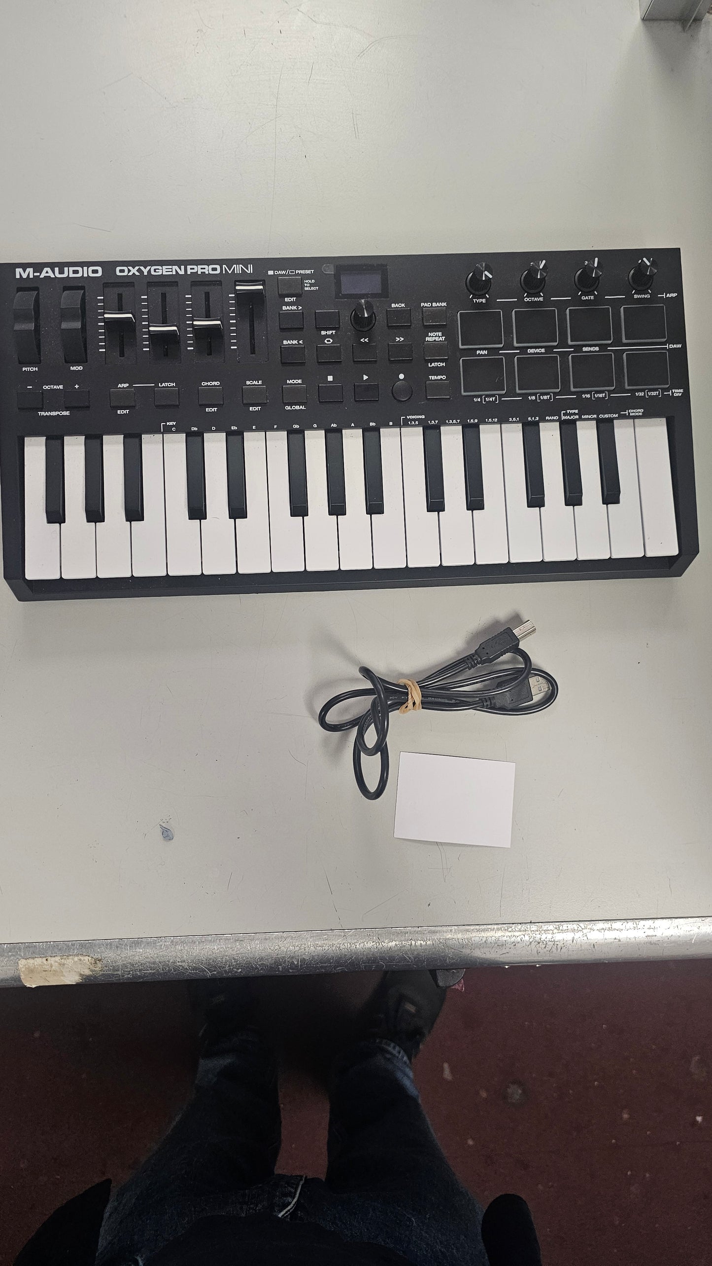 M-Audio Oxygen Pro Mini 32-Key USB MIDI Controller Keyboard