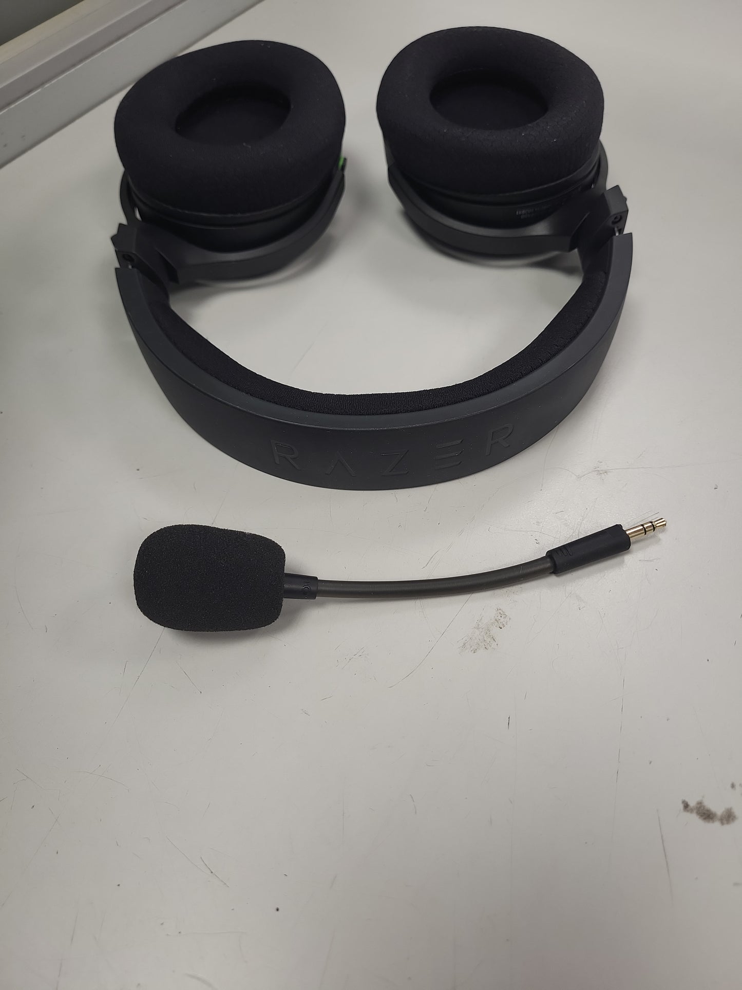 Razer Barracuda X Chroma Wireless Gaming Headset – Boxed