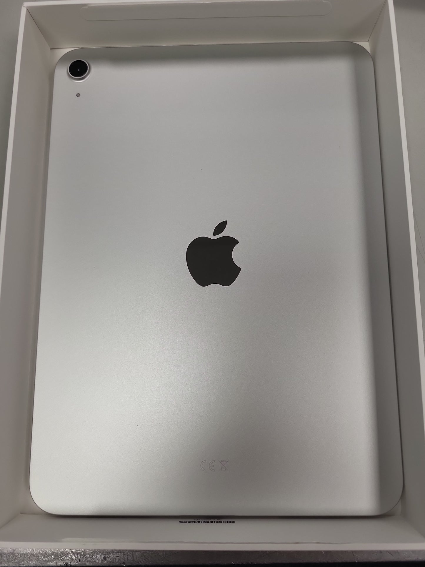 iPad 10th Generation 128GB Wi-Fi Silver A16 Model