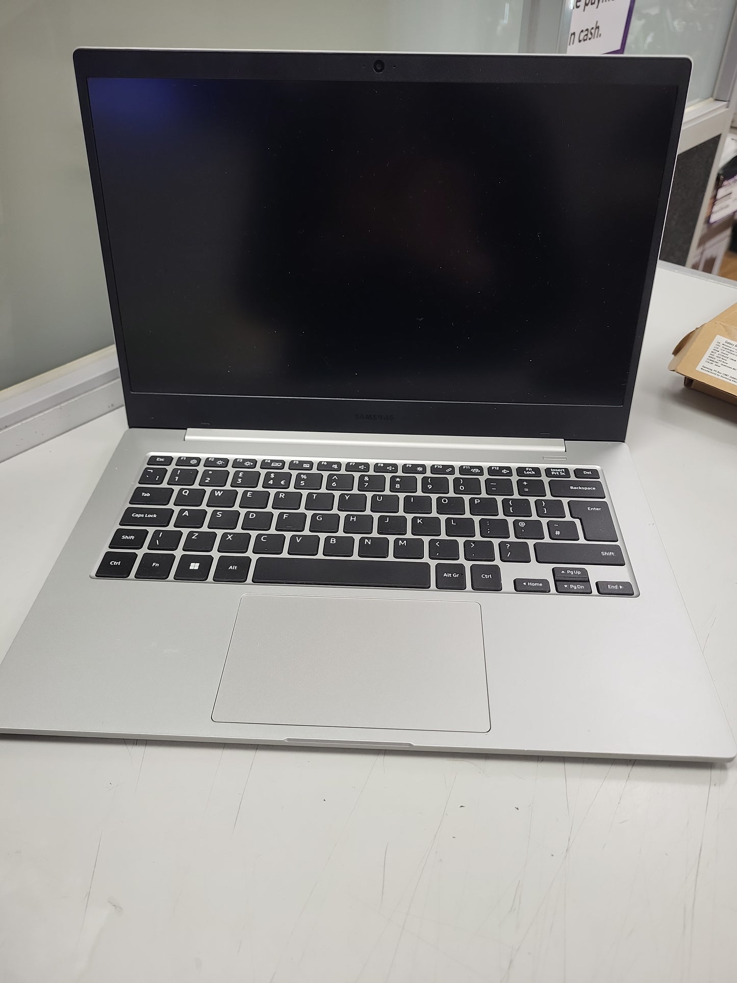 SAMSUNG GALAXY BOOK GO