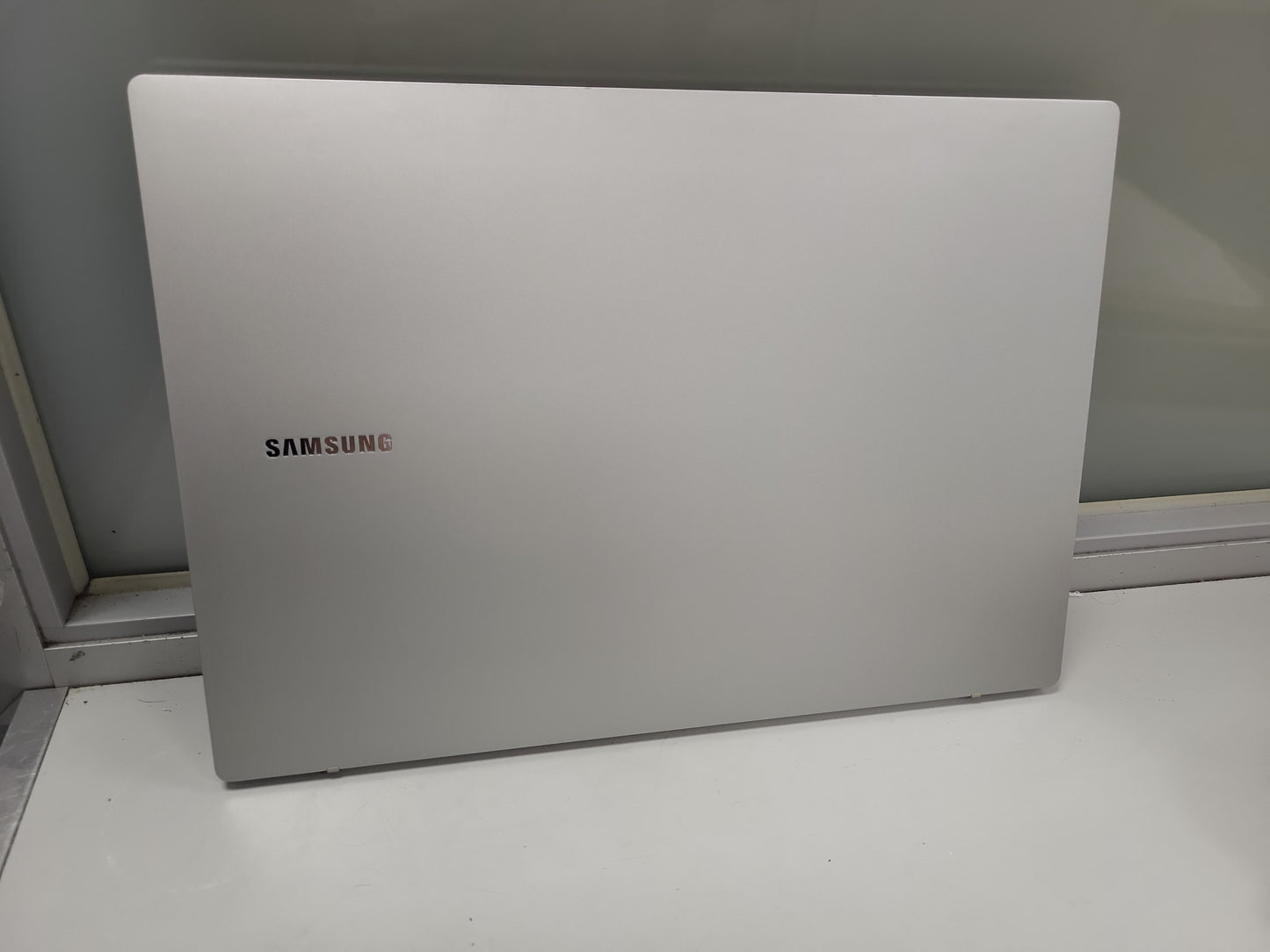SAMSUNG GALAXY BOOK GO