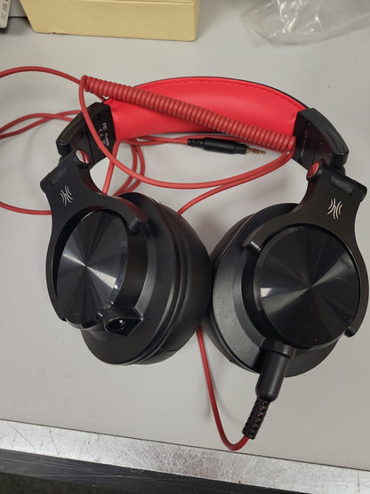 OneOdio Fusion A71 DJ Headphones – Wired Over-Ear Studio Monitor – Hi-Res Audio – Black/Red