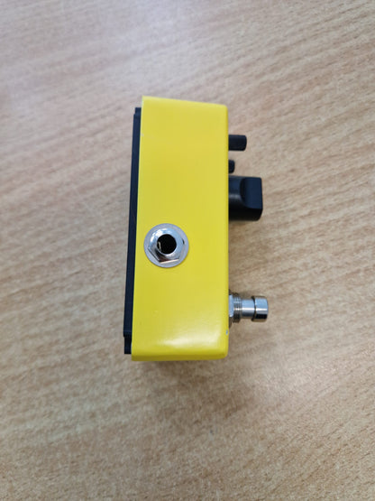 Donner Yellow Fall Delay Pedal Boxed with Instructions – 12m Warranty
